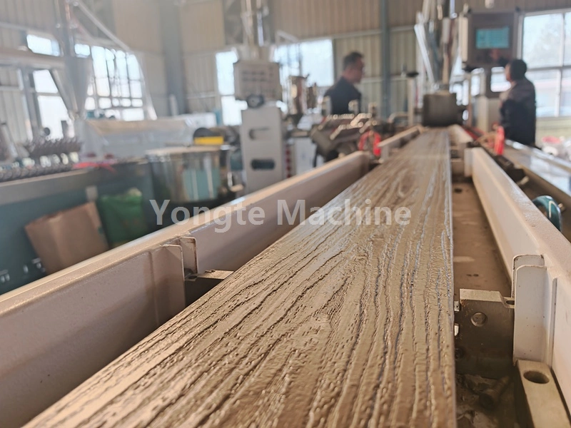 Композитна машина для пластику та текстильних відходів